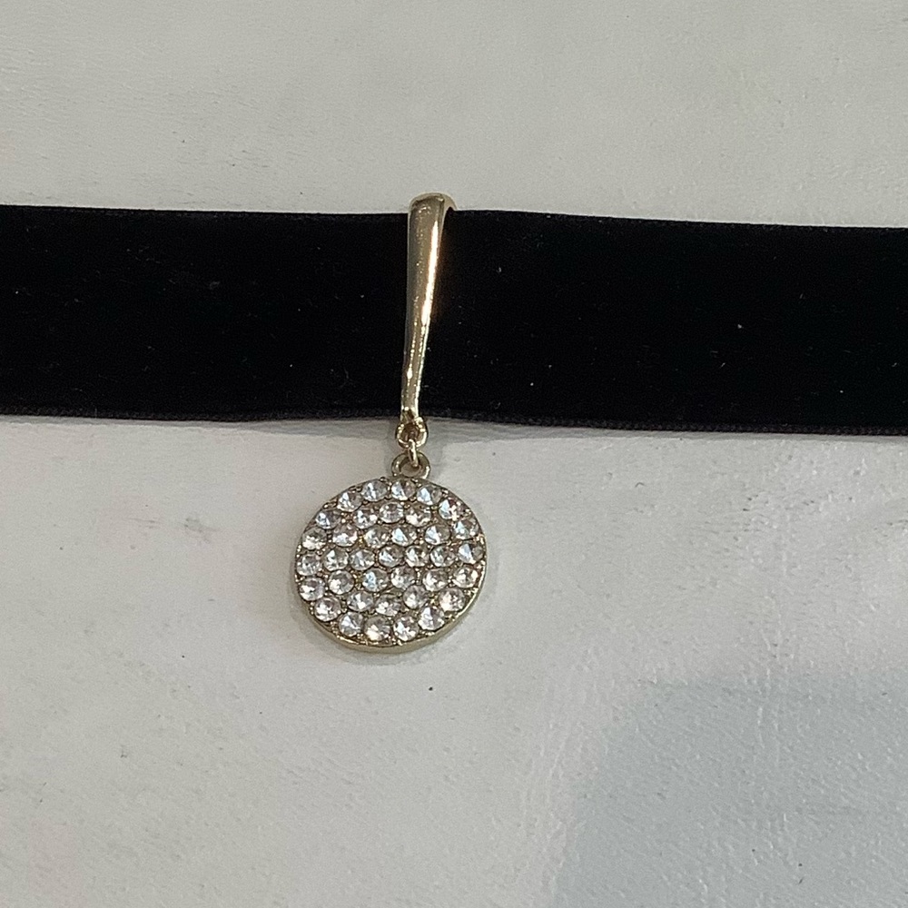 INC Choker